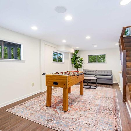 Amazing Views, Hot Tub, Fire Pit, Deck & Fireplace Inwood Extérieur photo