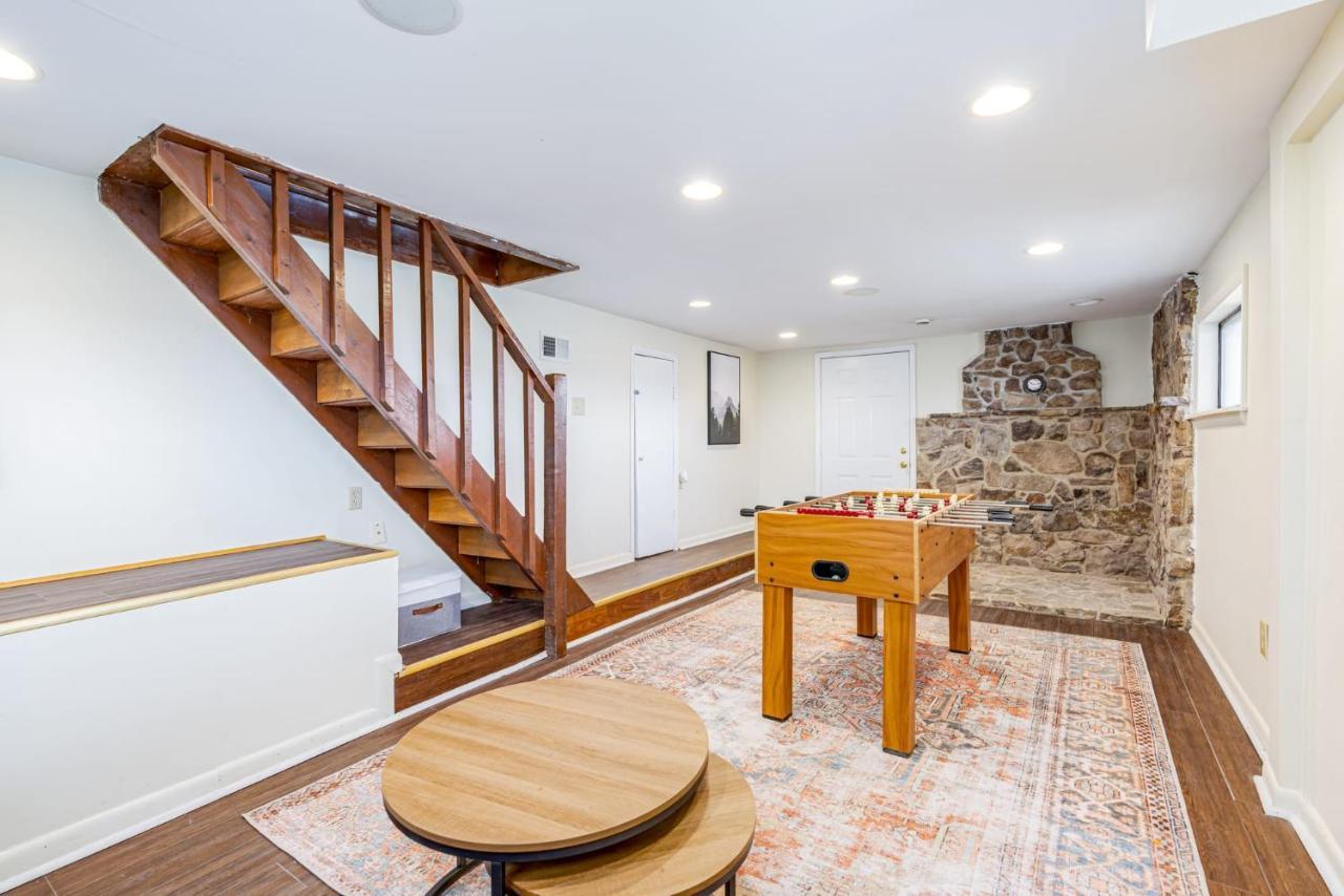 Amazing Views, Hot Tub, Fire Pit, Deck & Fireplace Inwood Extérieur photo