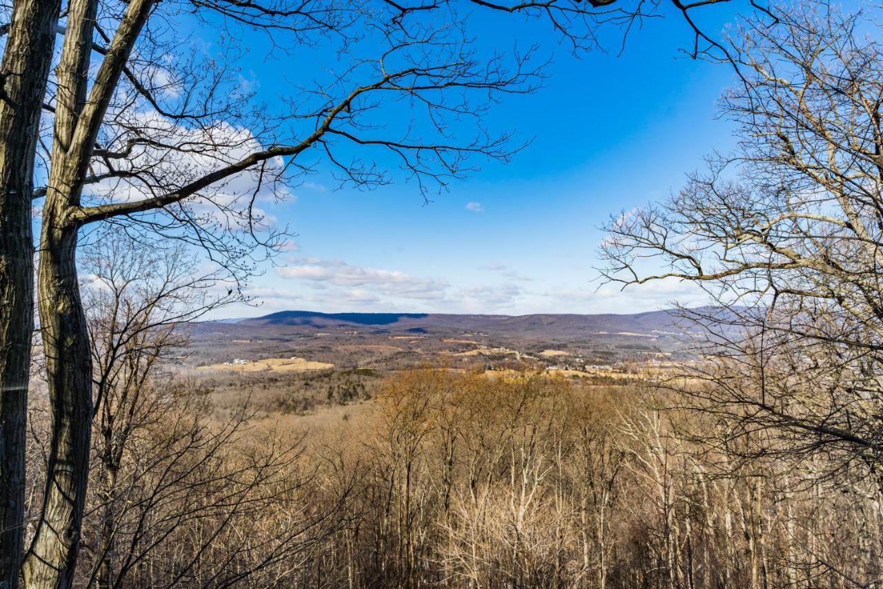 Amazing Views, Hot Tub, Fire Pit, Deck & Fireplace Inwood Extérieur photo